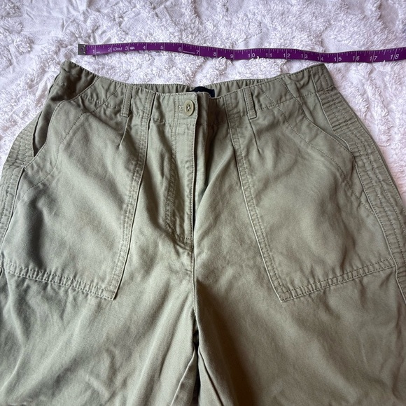 Talbots 10 Slim Cargo Pants Olive Green EUC - Picture 7 of 10